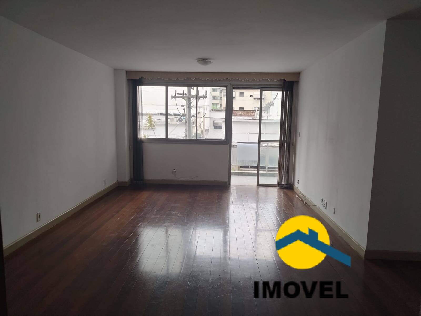 Apartamento à venda com 3 quartos, 150m² - Foto 5