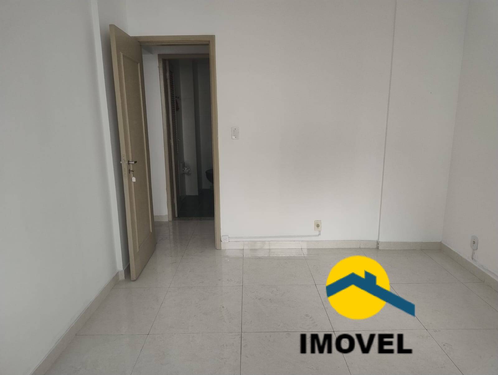 Apartamento à venda com 3 quartos, 150m² - Foto 13