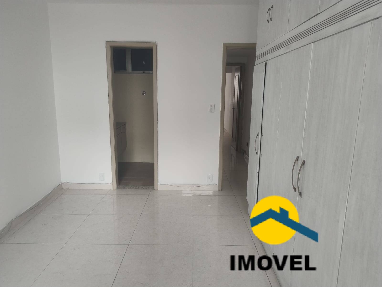 Apartamento à venda com 3 quartos, 150m² - Foto 8