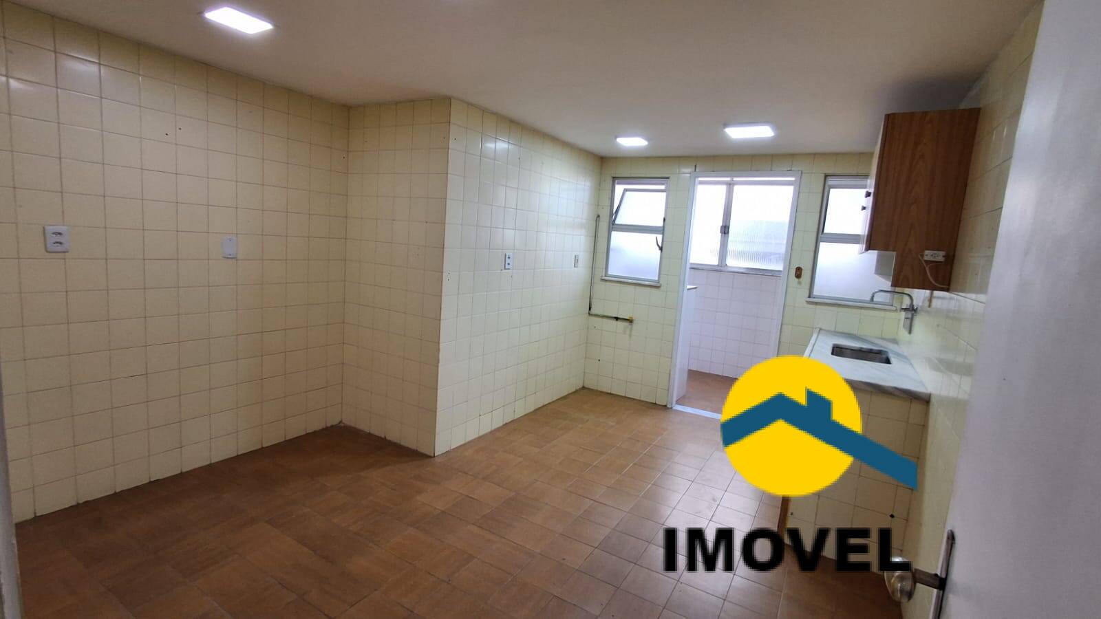 Apartamento à venda com 3 quartos, 110m² - Foto 19