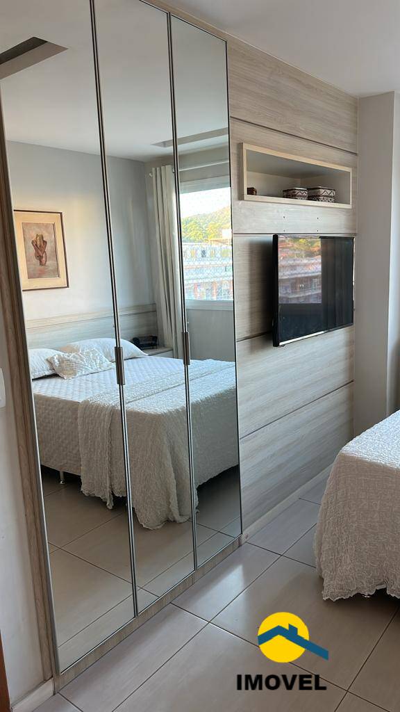 Apartamento à venda com 2 quartos, 70m² - Foto 12