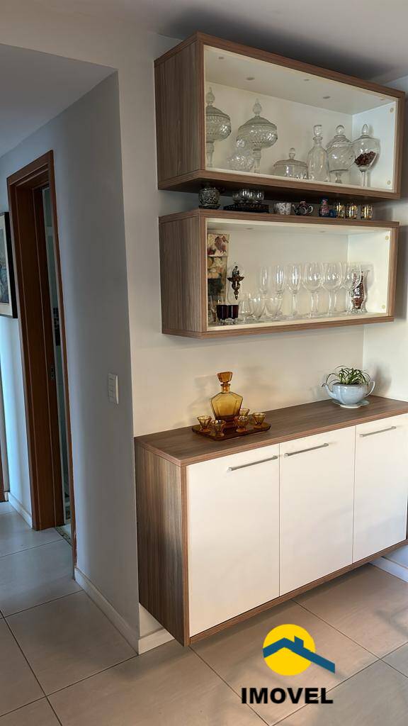 Apartamento à venda com 2 quartos, 70m² - Foto 6