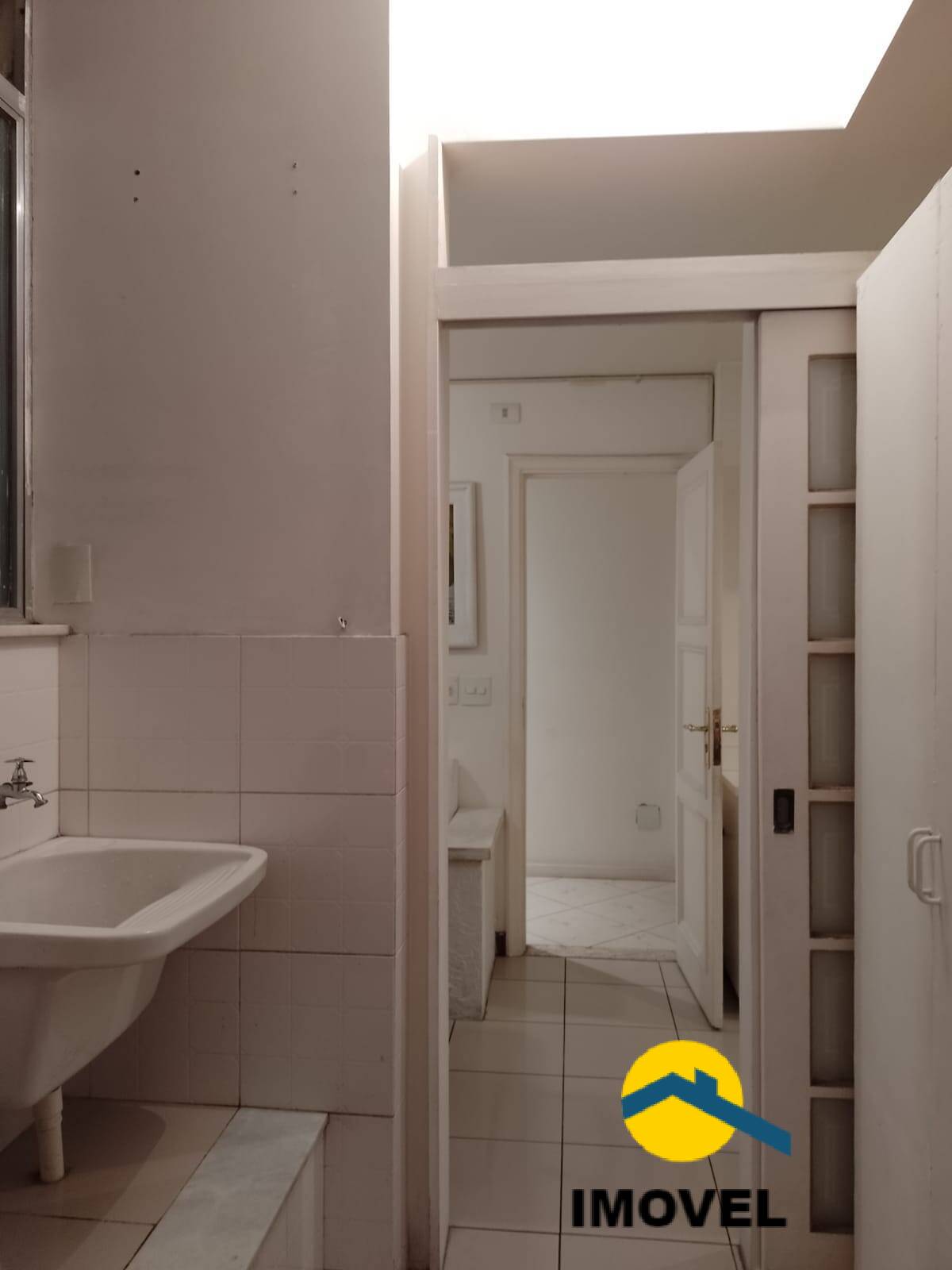 Apartamento à venda com 3 quartos, 130m² - Foto 11