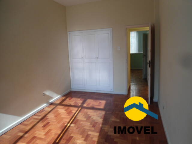 Apartamento à venda com 3 quartos, 130m² - Foto 9