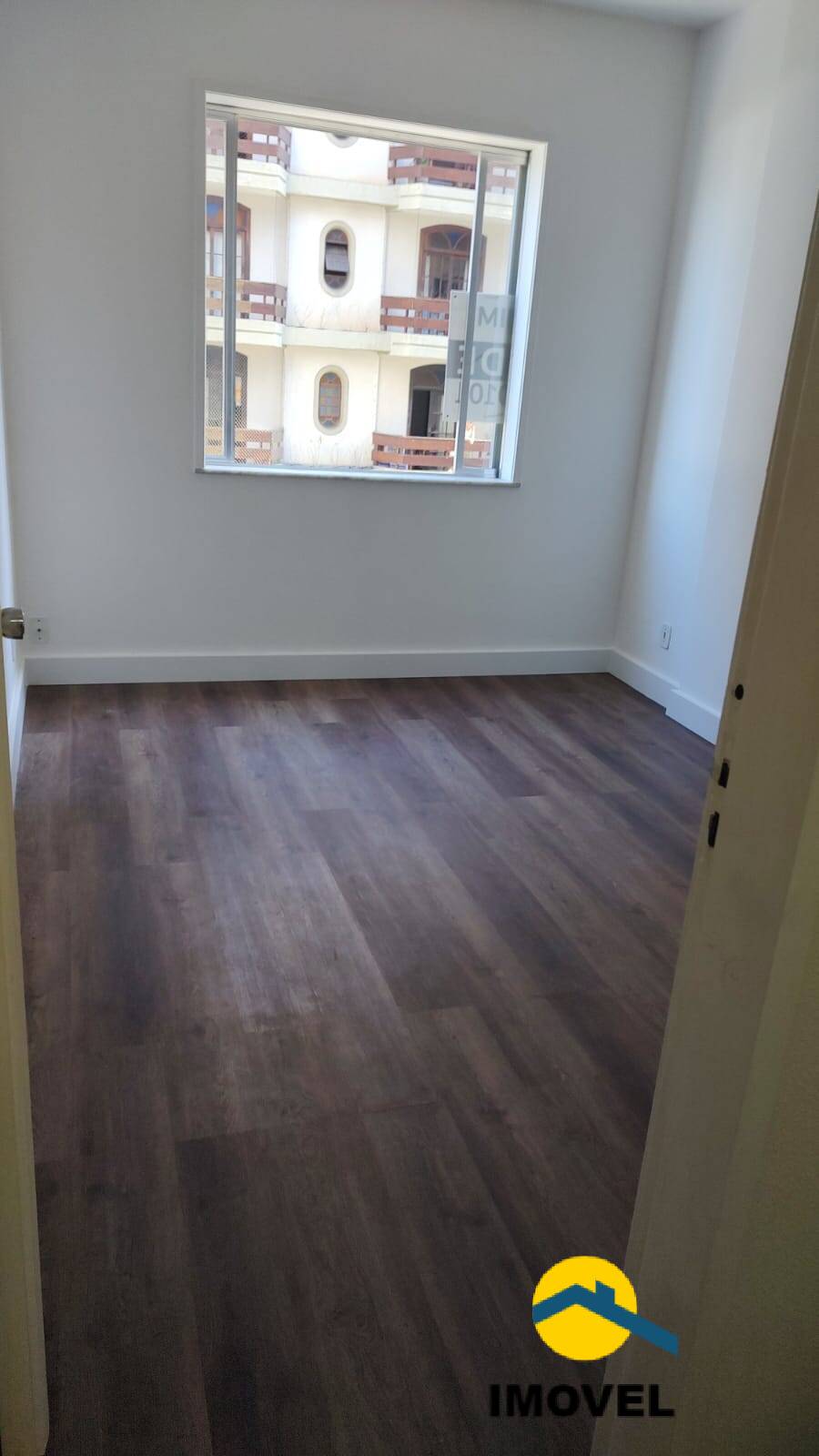 Apartamento à venda com 1 quarto, 40m² - Foto 1