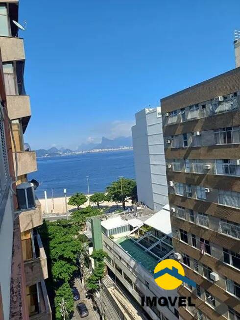 Apartamento à venda com 1 quarto, 40m² - Foto 2