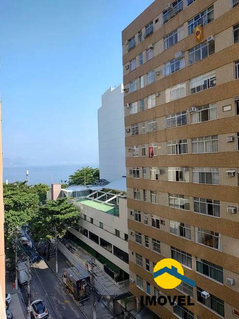 Apartamento à venda com 1 quarto, 40m² - Foto 4