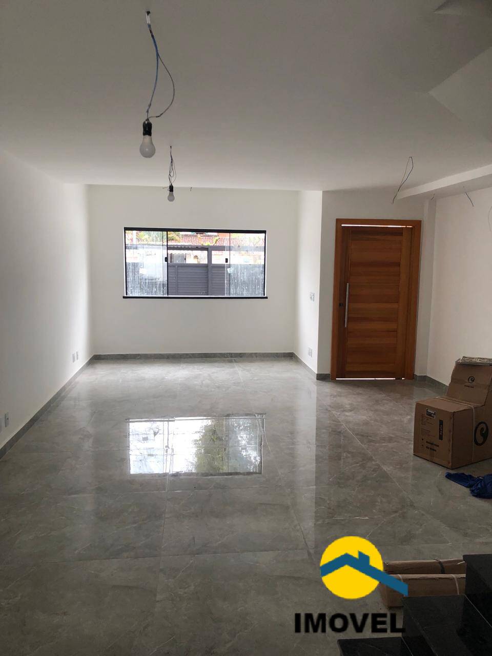 Casa à venda com 3 quartos, 140m² - Foto 2