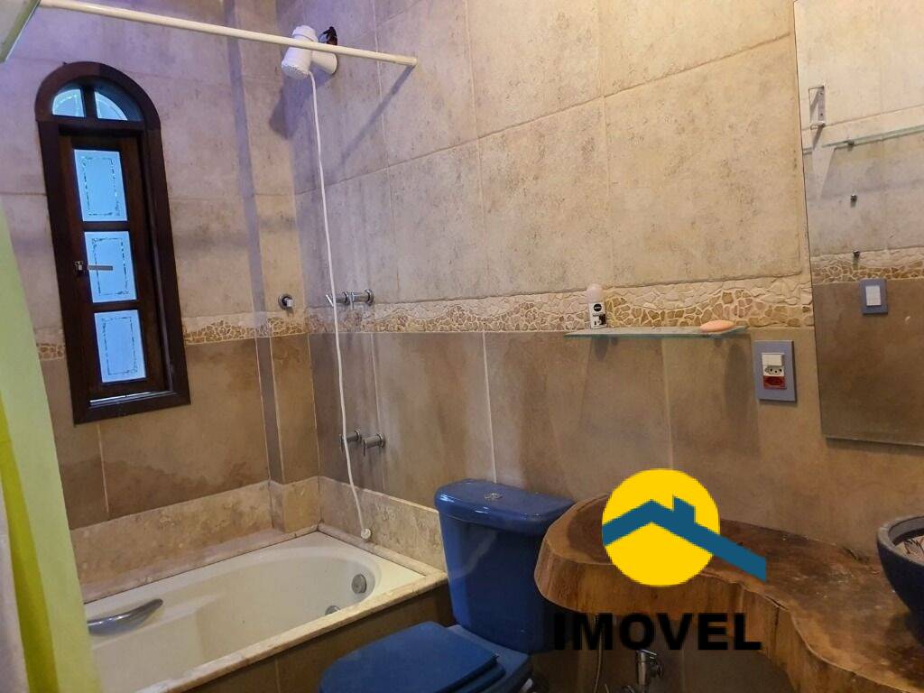 Casa à venda com 4 quartos, 240m² - Foto 13