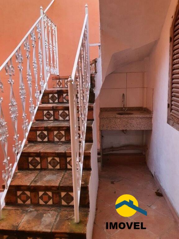 Casa à venda com 4 quartos, 240m² - Foto 20