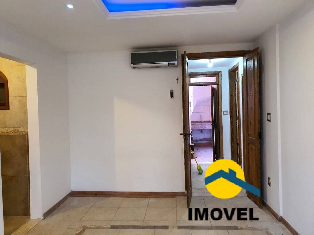 Casa à venda com 4 quartos, 240m² - Foto 11