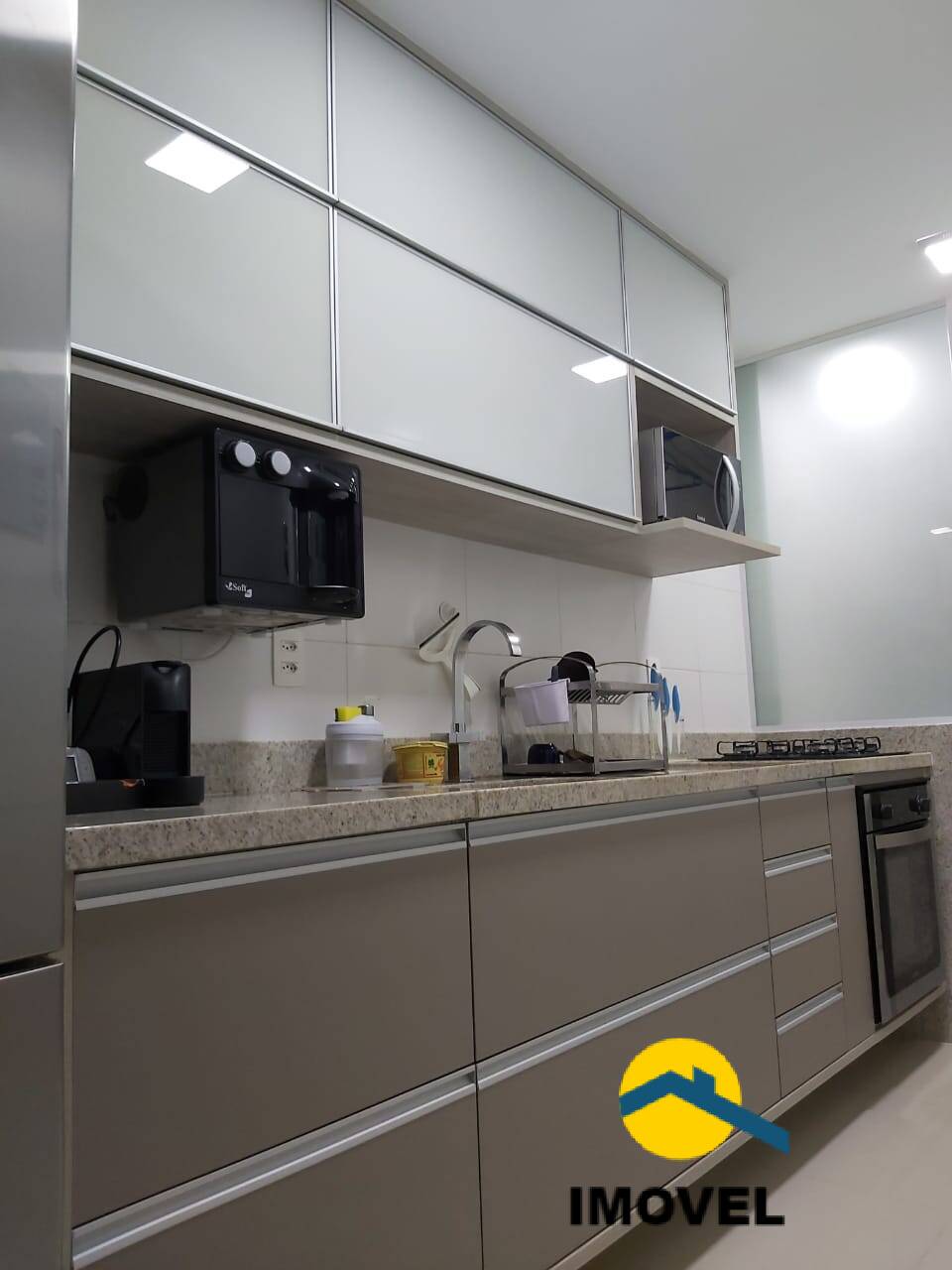 Apartamento à venda com 3 quartos, 90m² - Foto 8