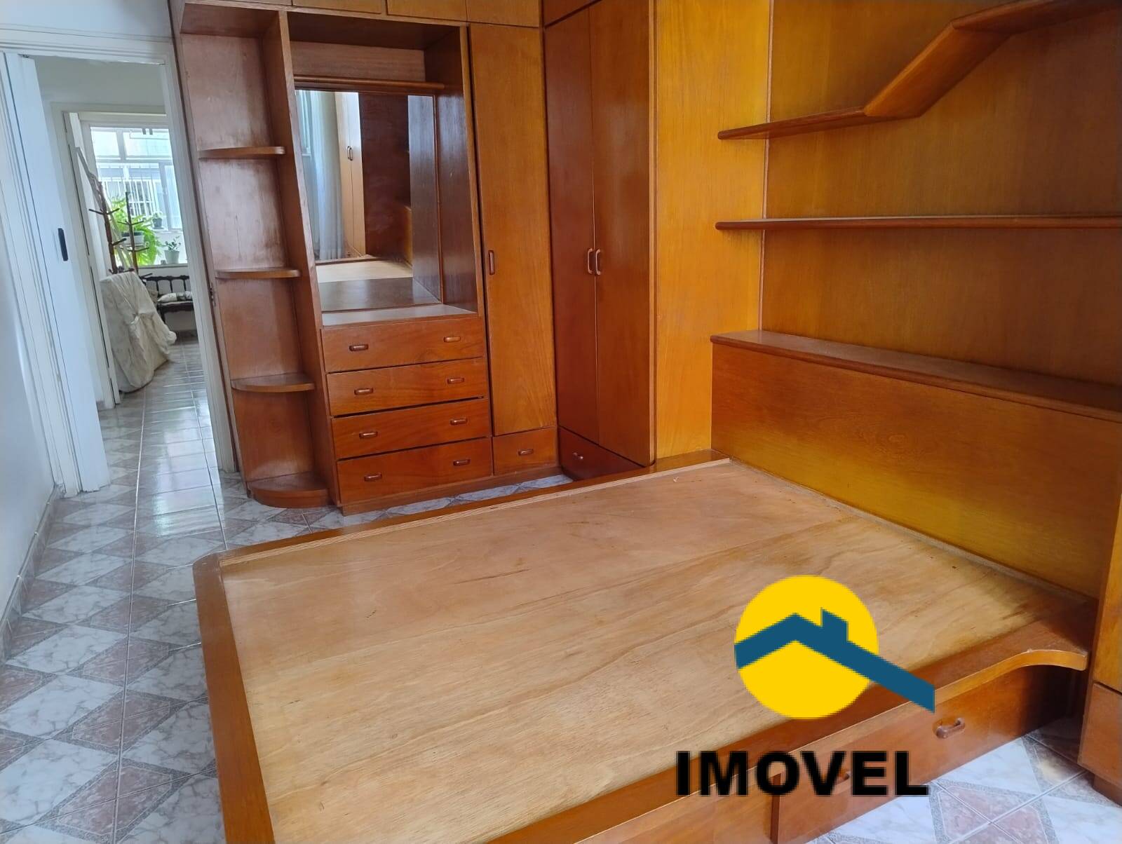 Apartamento à venda com 2 quartos, 90m² - Foto 1