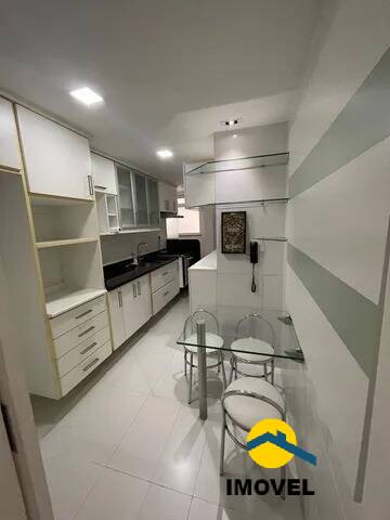 Apartamento à venda com 2 quartos, 80m² - Foto 17