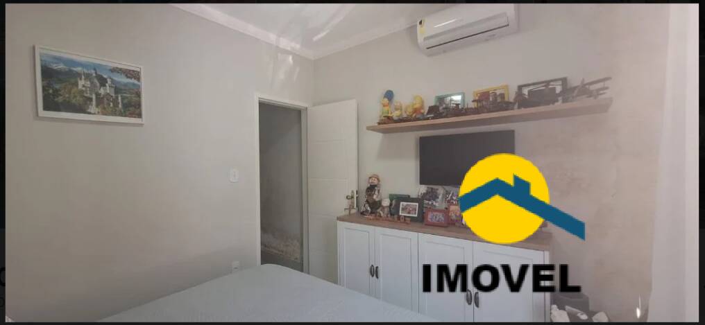 Casa à venda com 2 quartos, 90m² - Foto 12