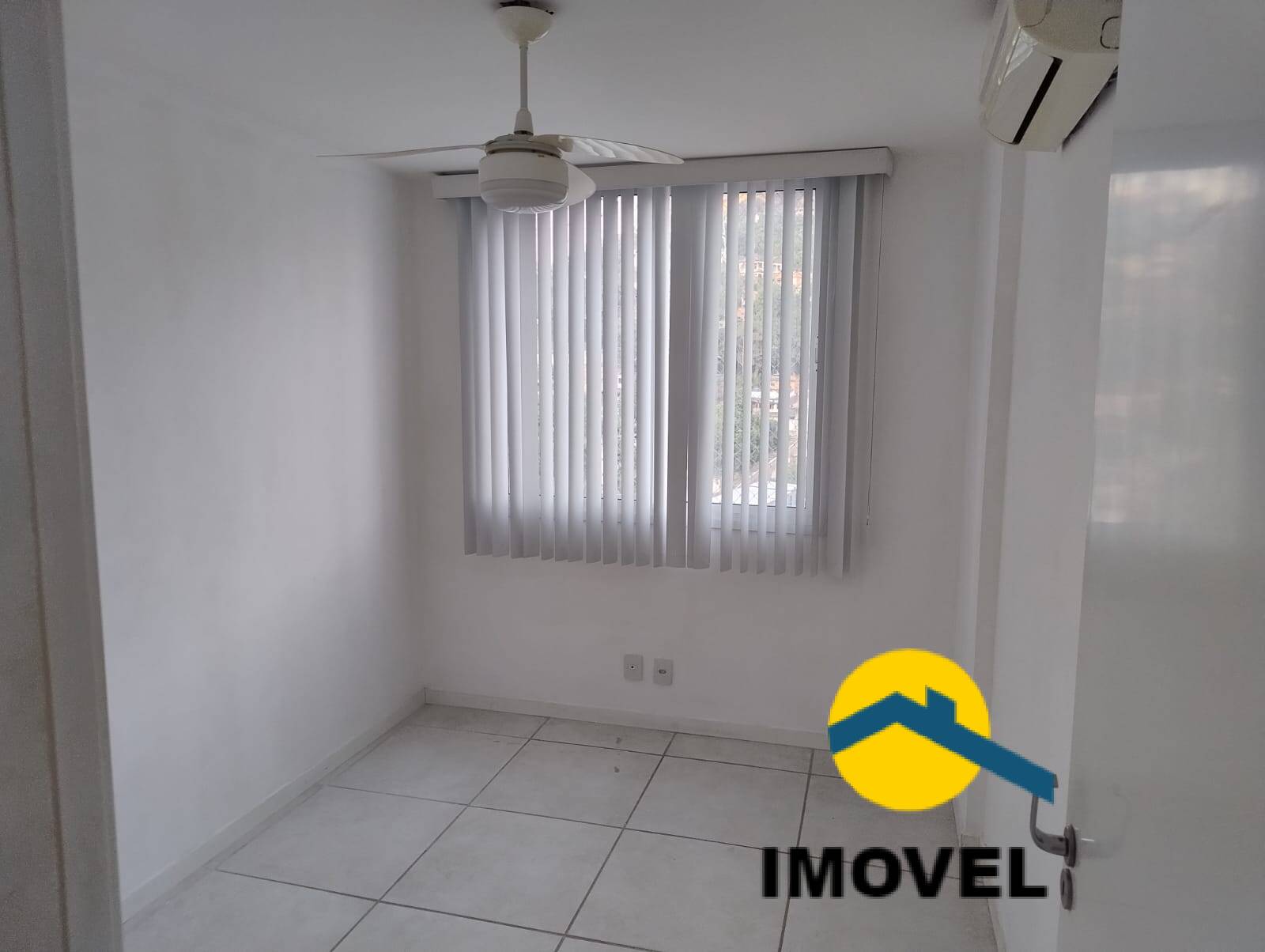 Apartamento à venda com 2 quartos, 62m² - Foto 11