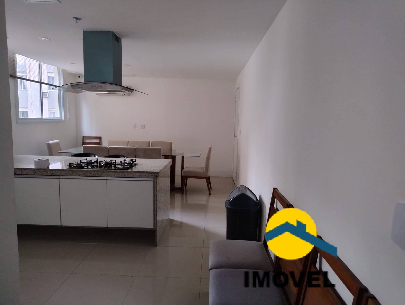 Apartamento à venda com 2 quartos, 62m² - Foto 33