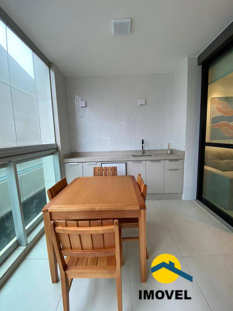 Apartamento à venda com 3 quartos, 111m² - Foto 4