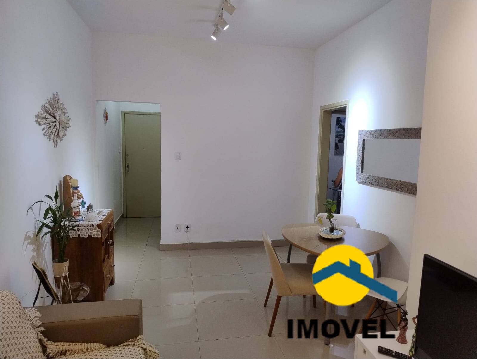 Apartamento à venda com 2 quartos, 50m² - Foto 2