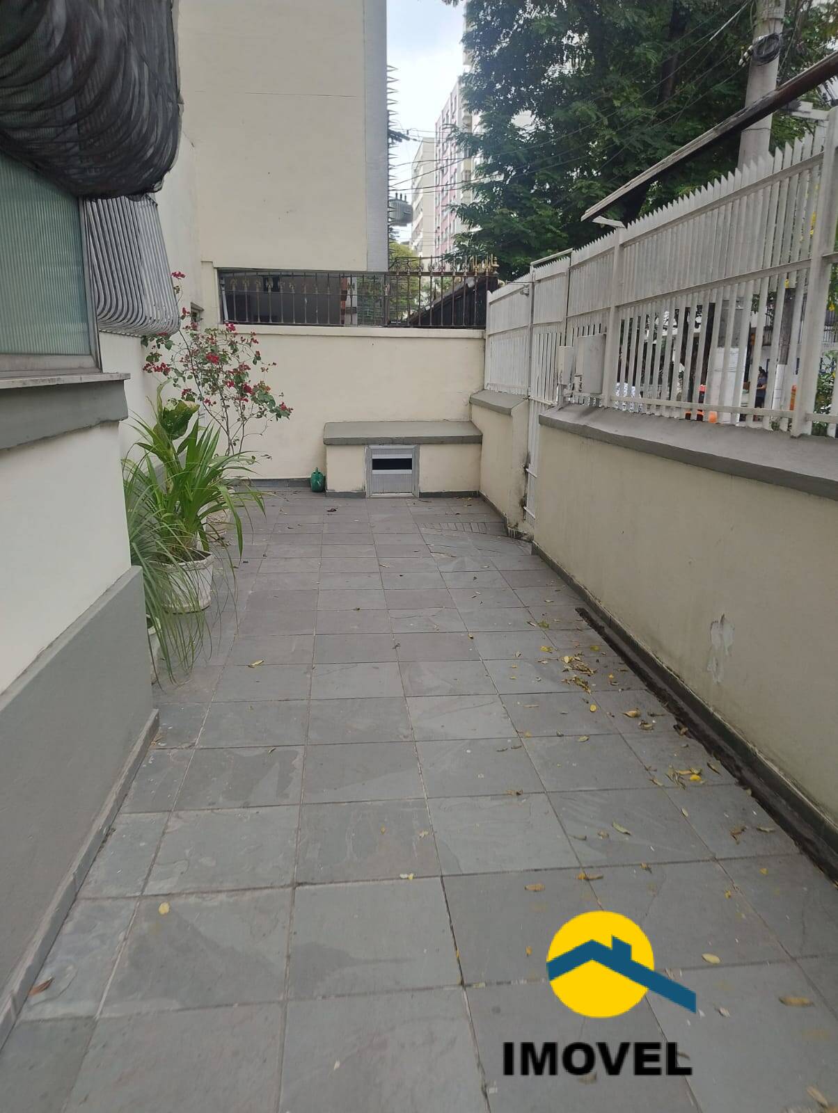 Apartamento à venda com 2 quartos, 80m² - Foto 31