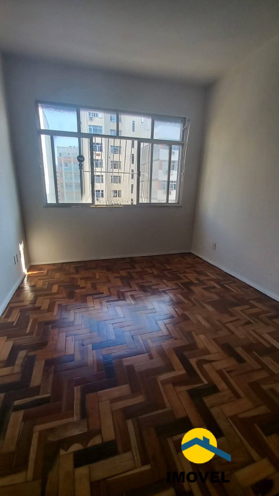 Apartamento à venda com 2 quartos, 70m² - Foto 8