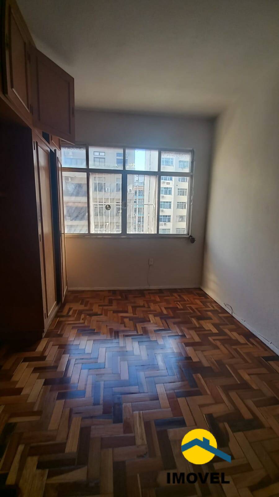 Apartamento à venda com 2 quartos, 70m² - Foto 13