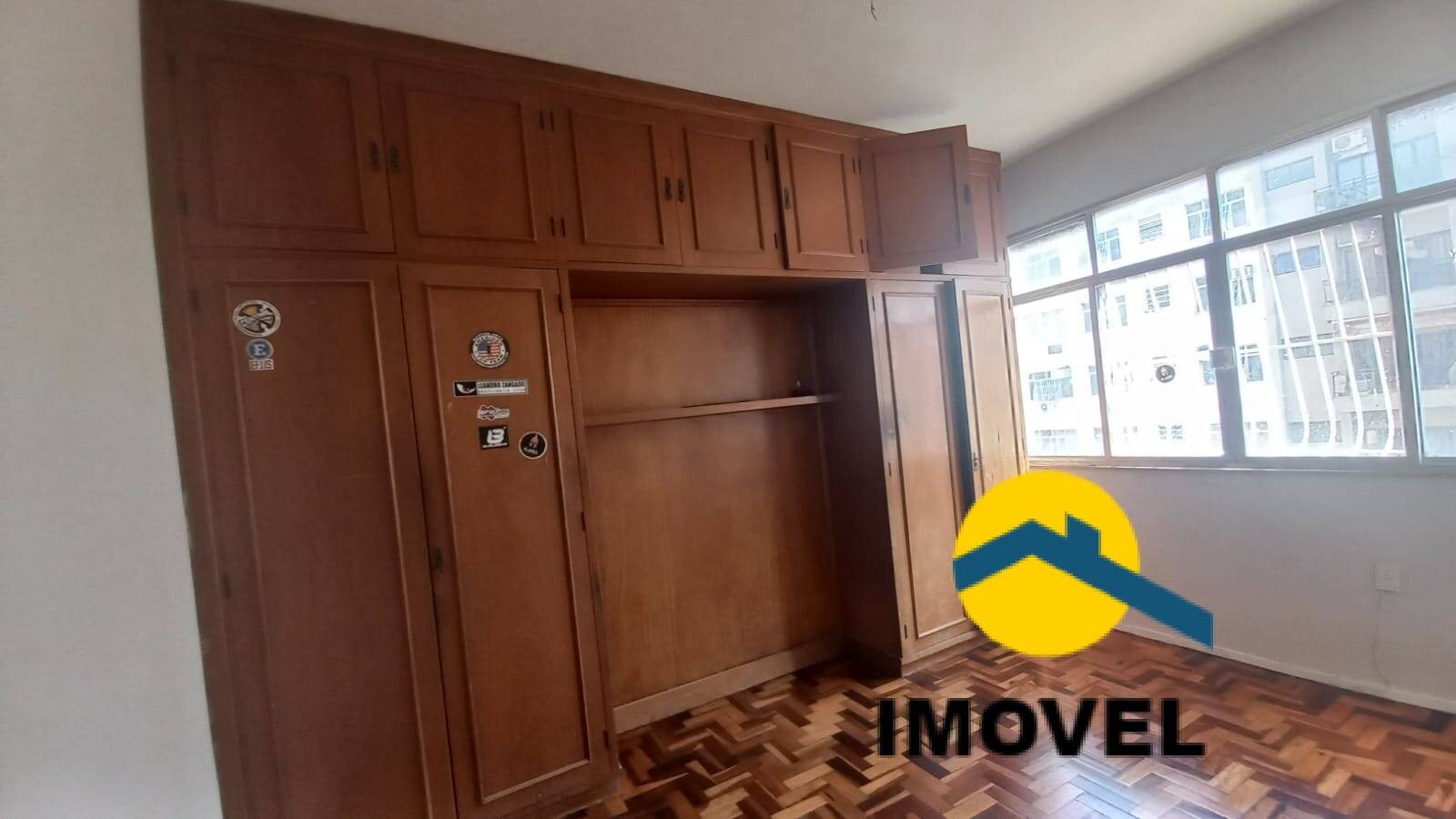 Apartamento à venda com 2 quartos, 70m² - Foto 14