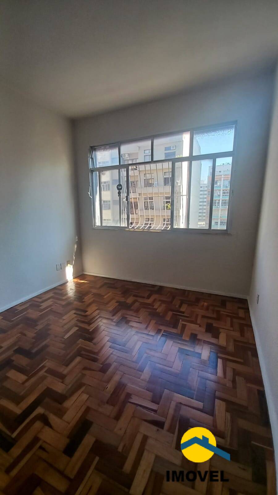 Apartamento à venda com 2 quartos, 70m² - Foto 23