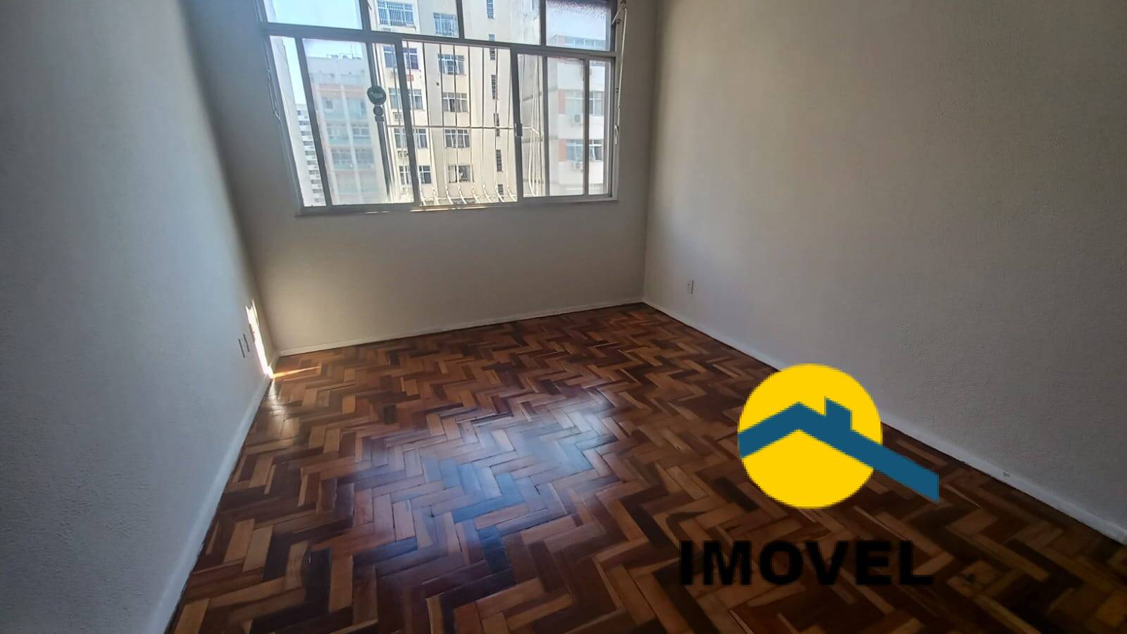 Apartamento à venda com 2 quartos, 70m² - Foto 26