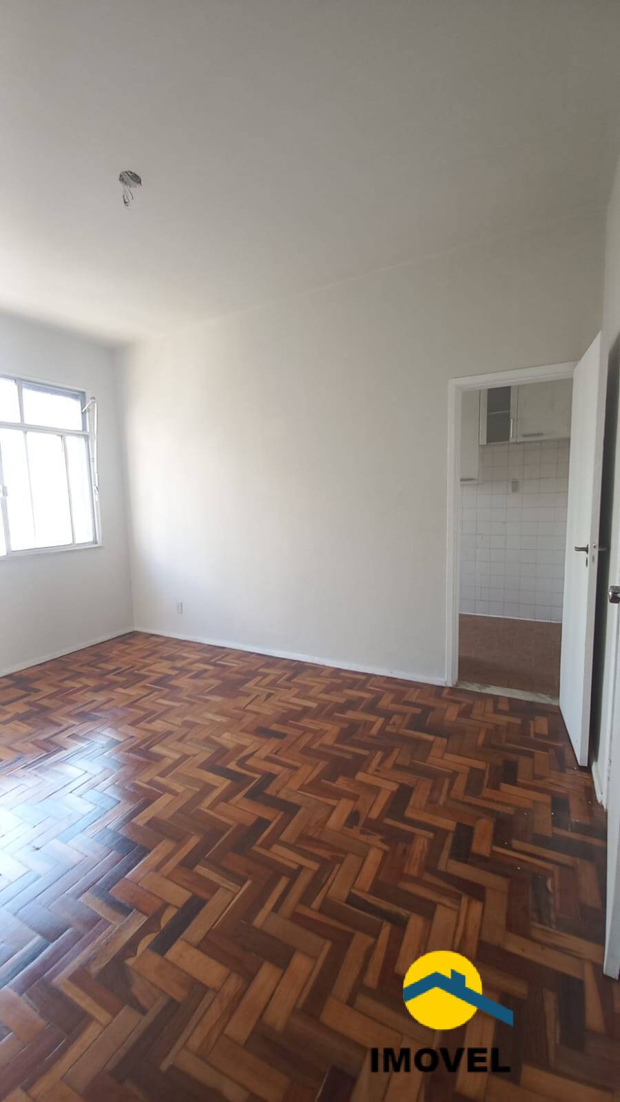 Apartamento à venda com 2 quartos, 70m² - Foto 27