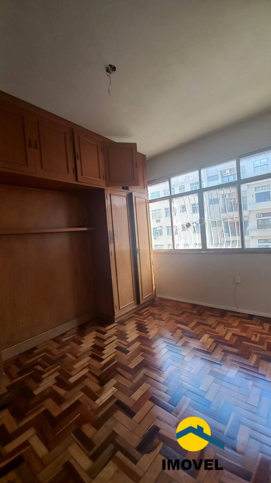 Apartamento à venda com 2 quartos, 70m² - Foto 15