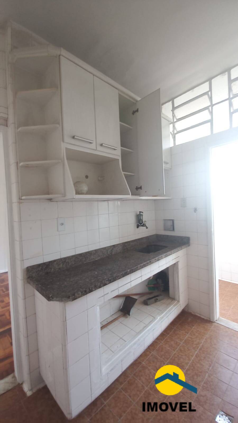 Apartamento à venda com 2 quartos, 70m² - Foto 31