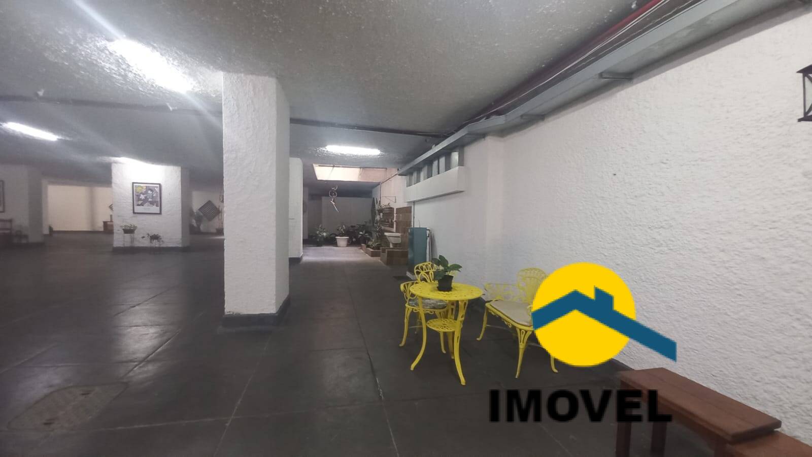 Apartamento à venda com 2 quartos, 70m² - Foto 41