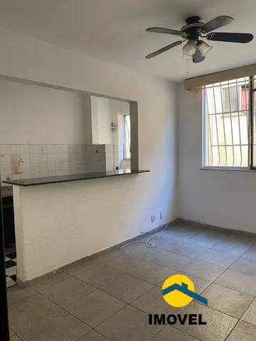 Apartamento à venda com 2 quartos, 70m² - Foto 1