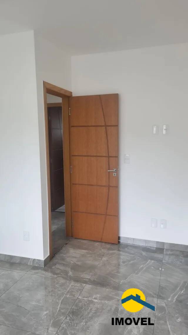 Casa à venda com 3 quartos, 110m² - Foto 8