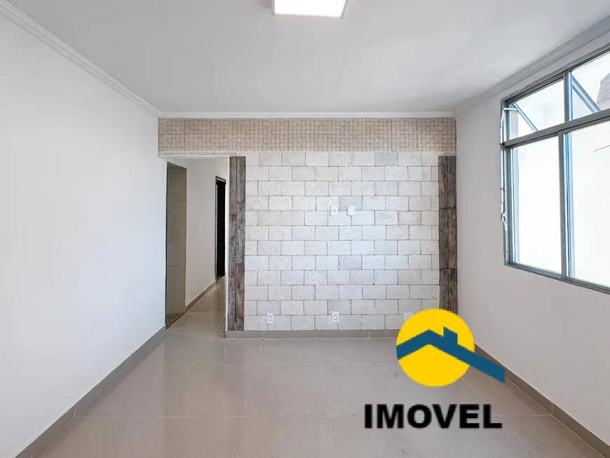 Apartamento à venda com 2 quartos, 65m² - Foto 2