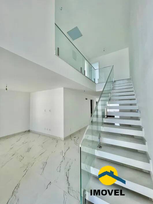 Casa à venda com 4 quartos, 213m² - Foto 5