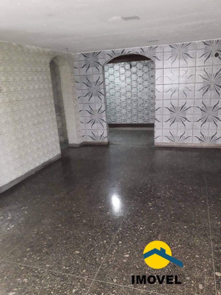 Apartamento à venda com 2 quartos, 70m² - Foto 18