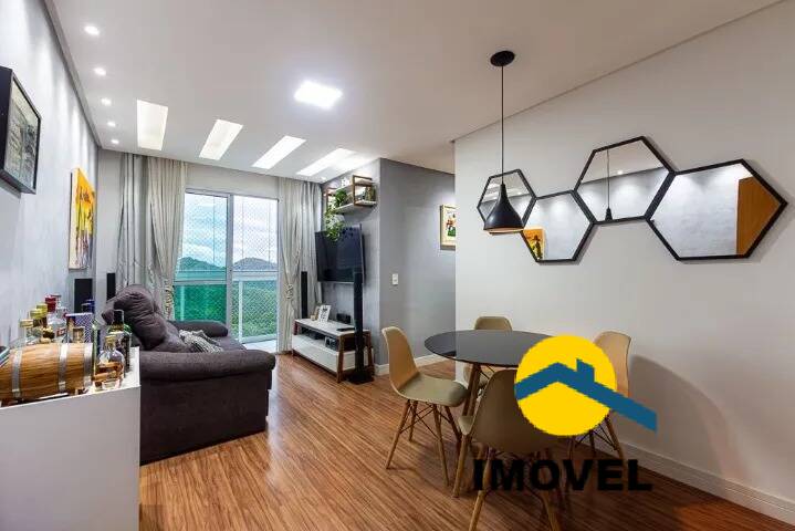 Apartamento à venda com 3 quartos, 70m² - Foto 2