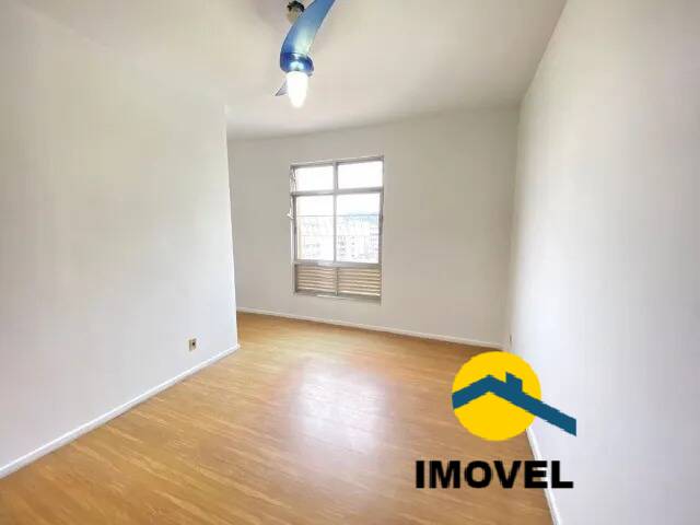 Apartamento à venda com 4 quartos, 160m² - Foto 13