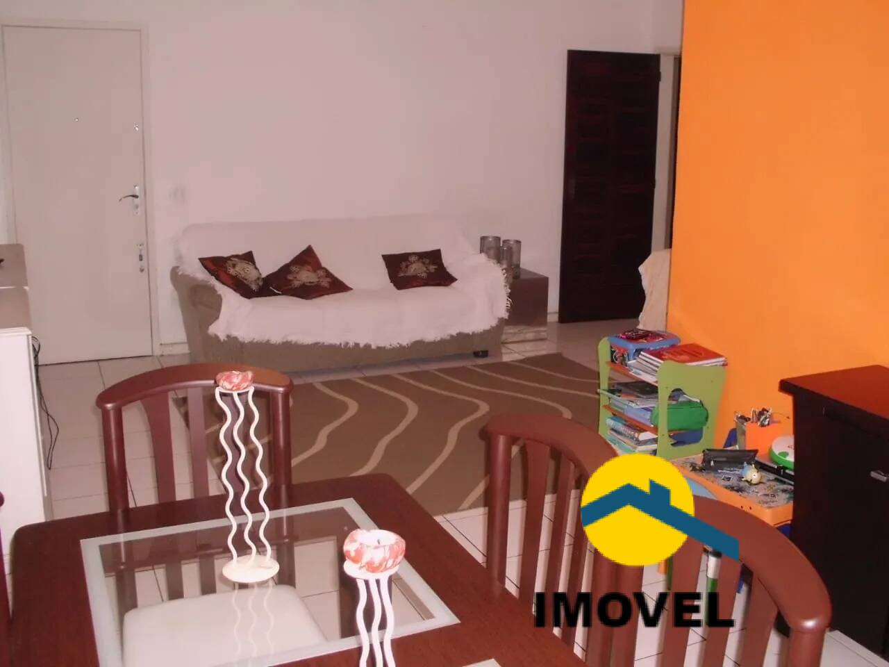 Apartamento à venda com 3 quartos, 110m² - Foto 2