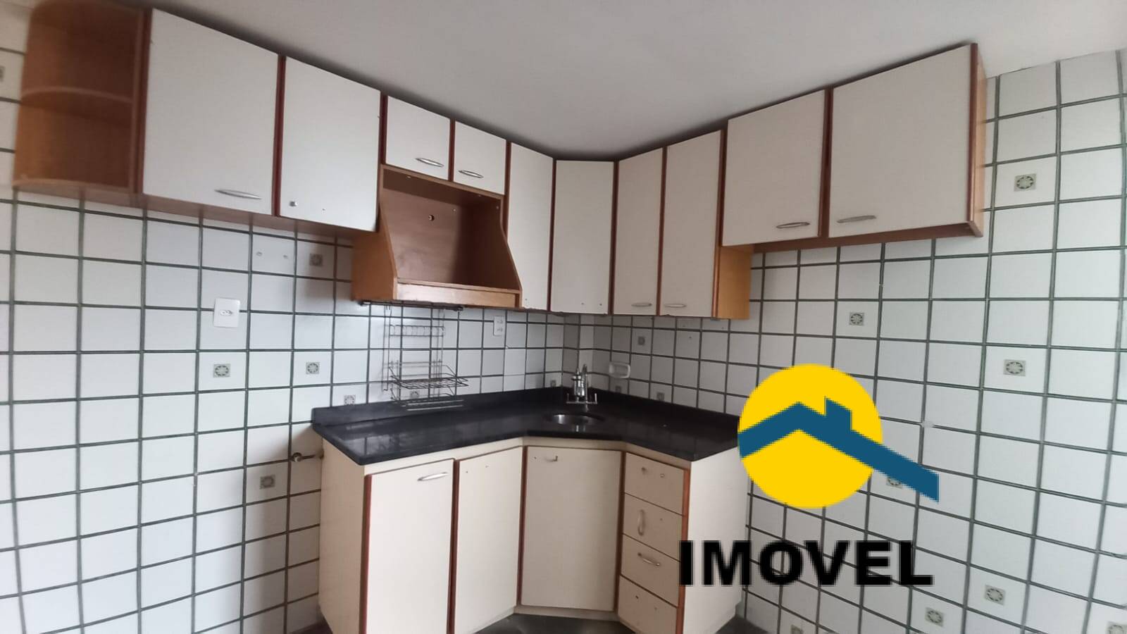 Apartamento à venda com 2 quartos, 85m² - Foto 30