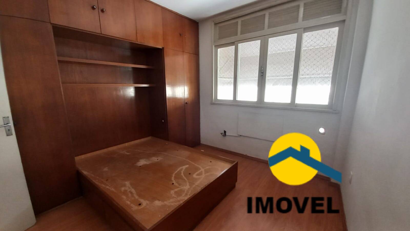 Apartamento à venda com 2 quartos, 85m² - Foto 17