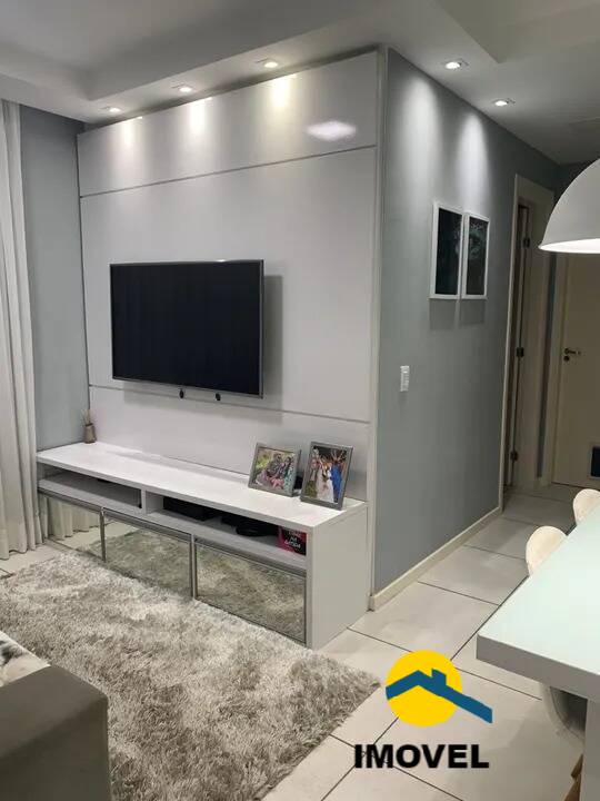 Apartamento à venda com 2 quartos, 56m² - Foto 1