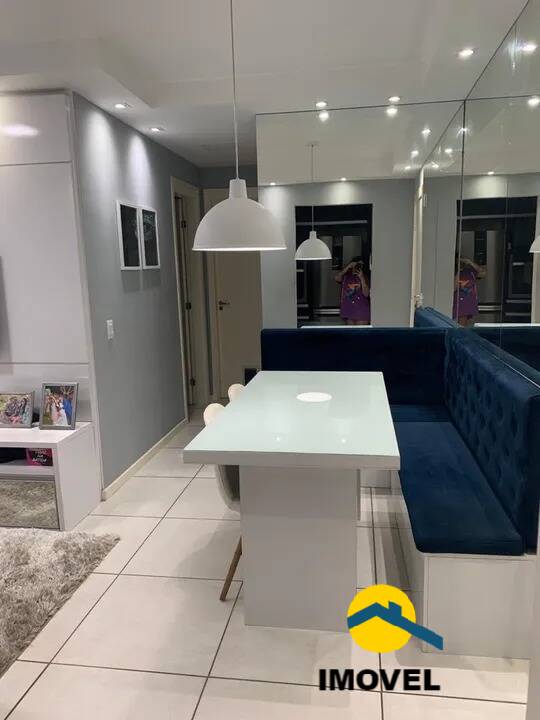 Apartamento à venda com 2 quartos, 56m² - Foto 3