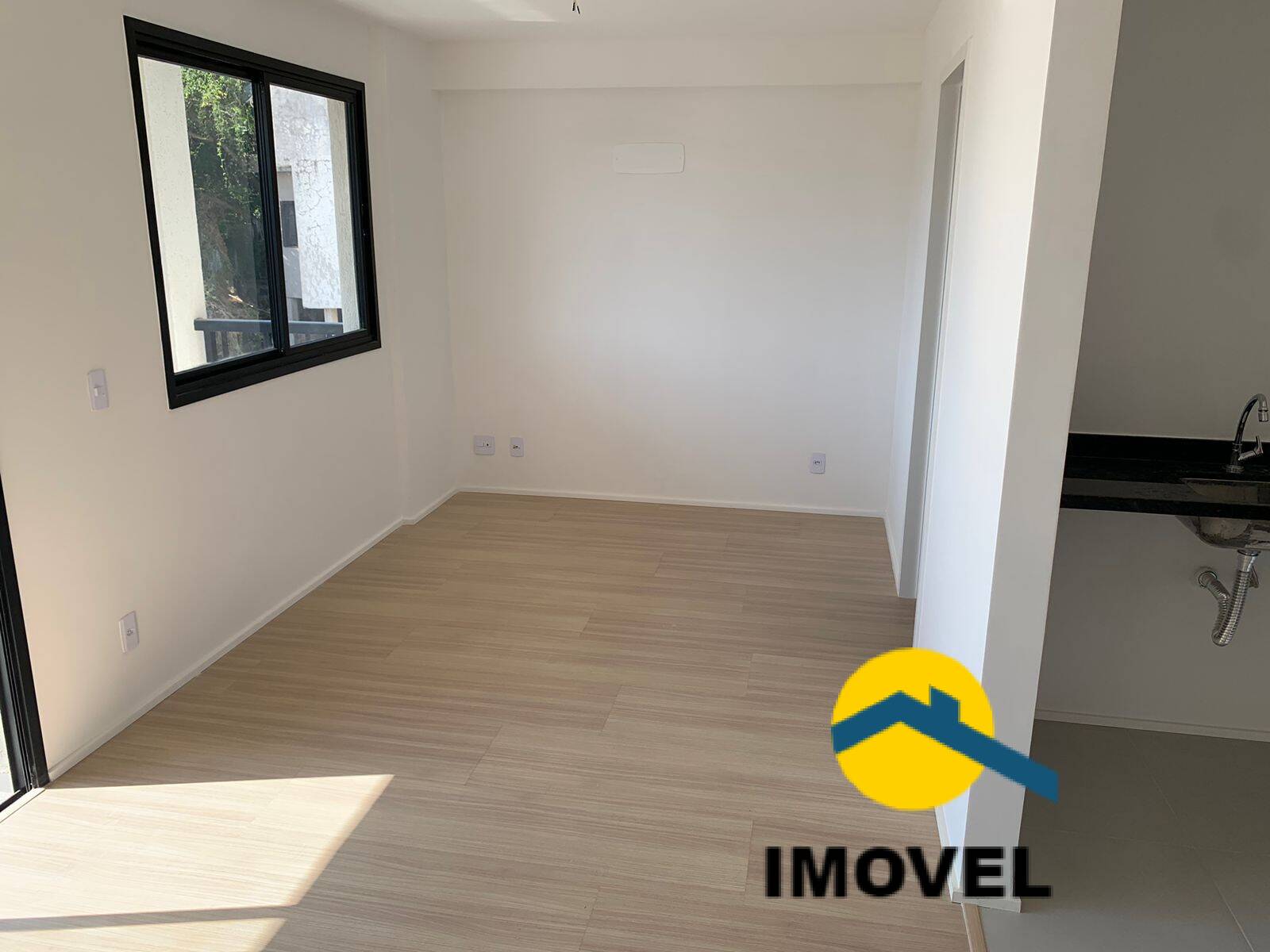 Apartamento à venda com 1 quarto, 38m² - Foto 9