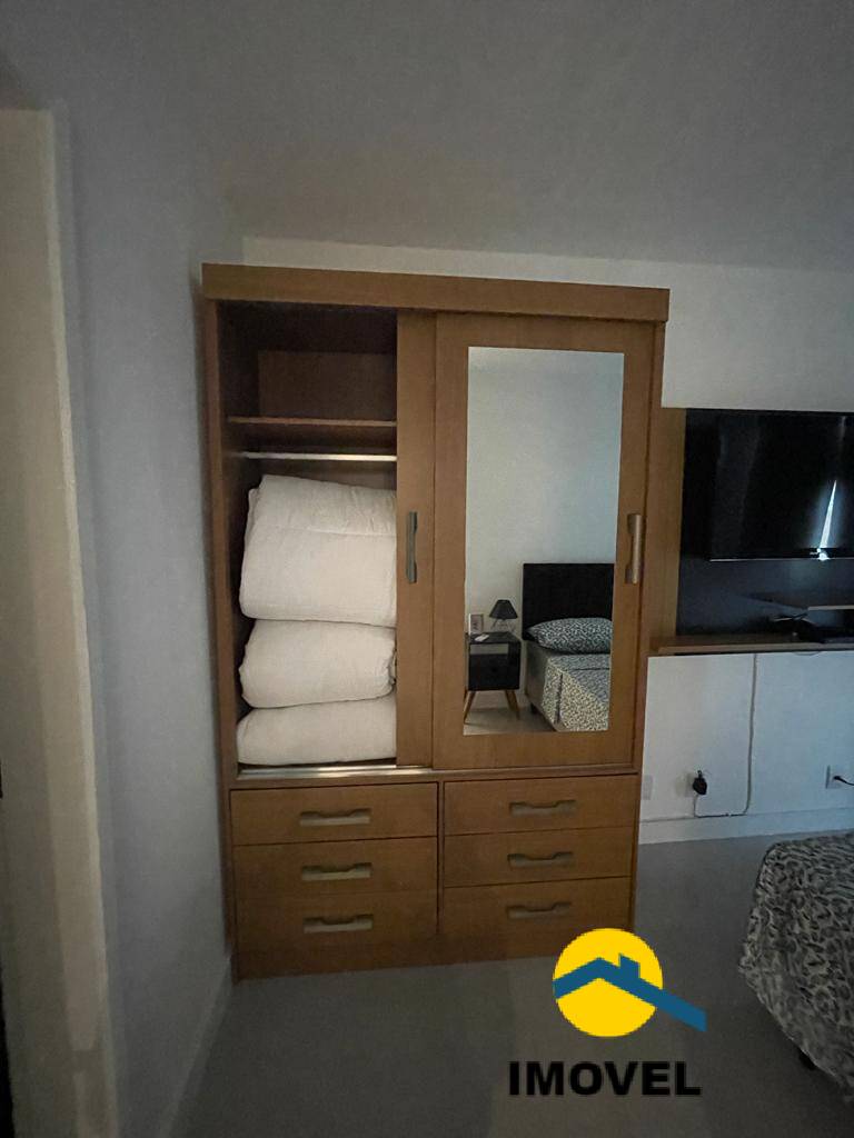 Apartamento à venda com 2 quartos, 75m² - Foto 12