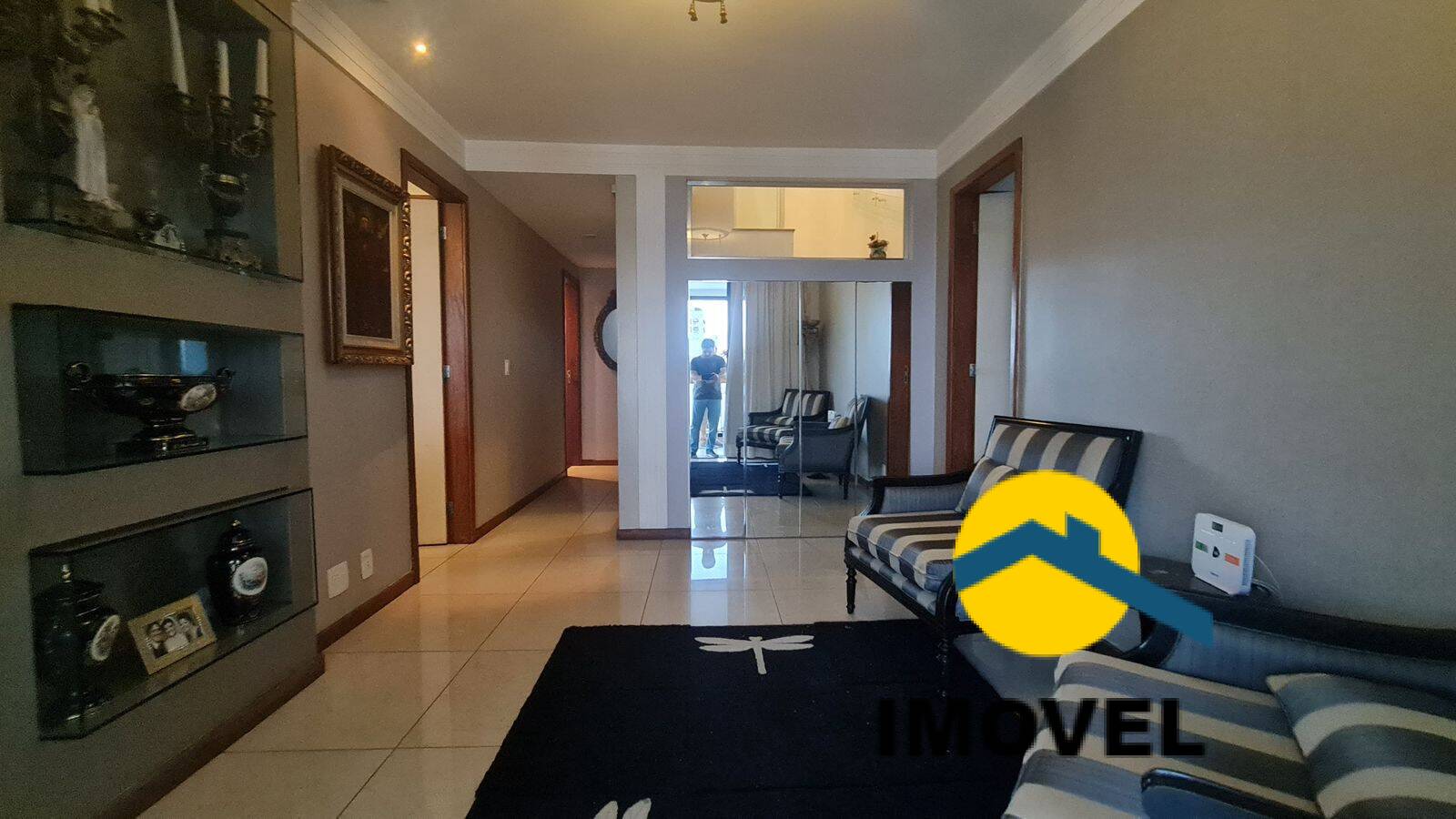 Cobertura à venda com 3 quartos, 240m² - Foto 4