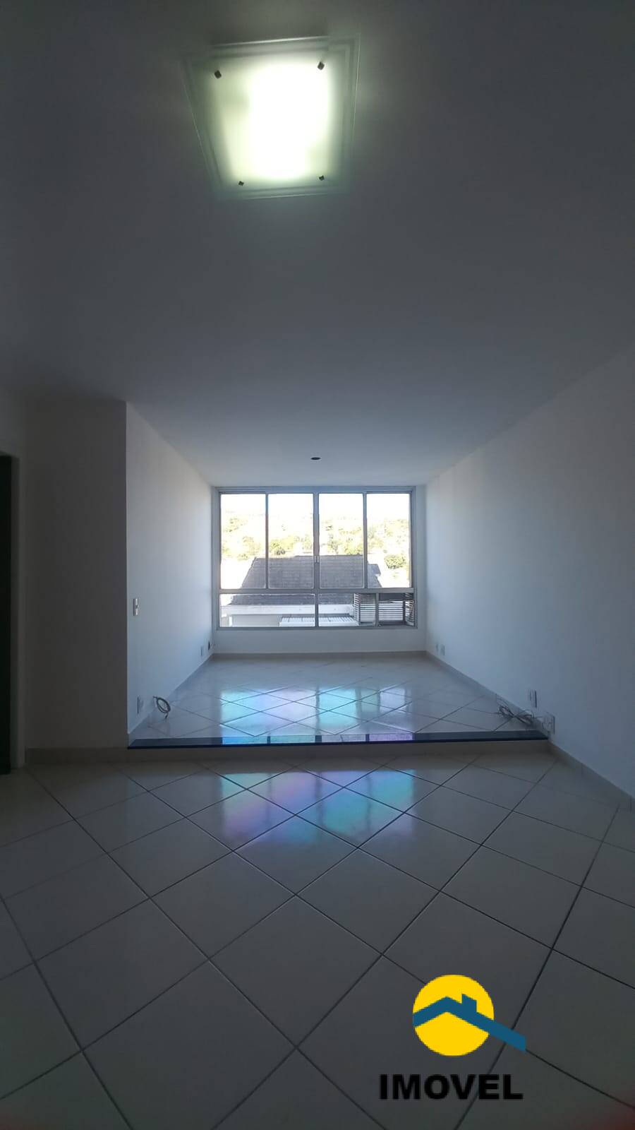 Apartamento à venda com 2 quartos, 85m² - Foto 2