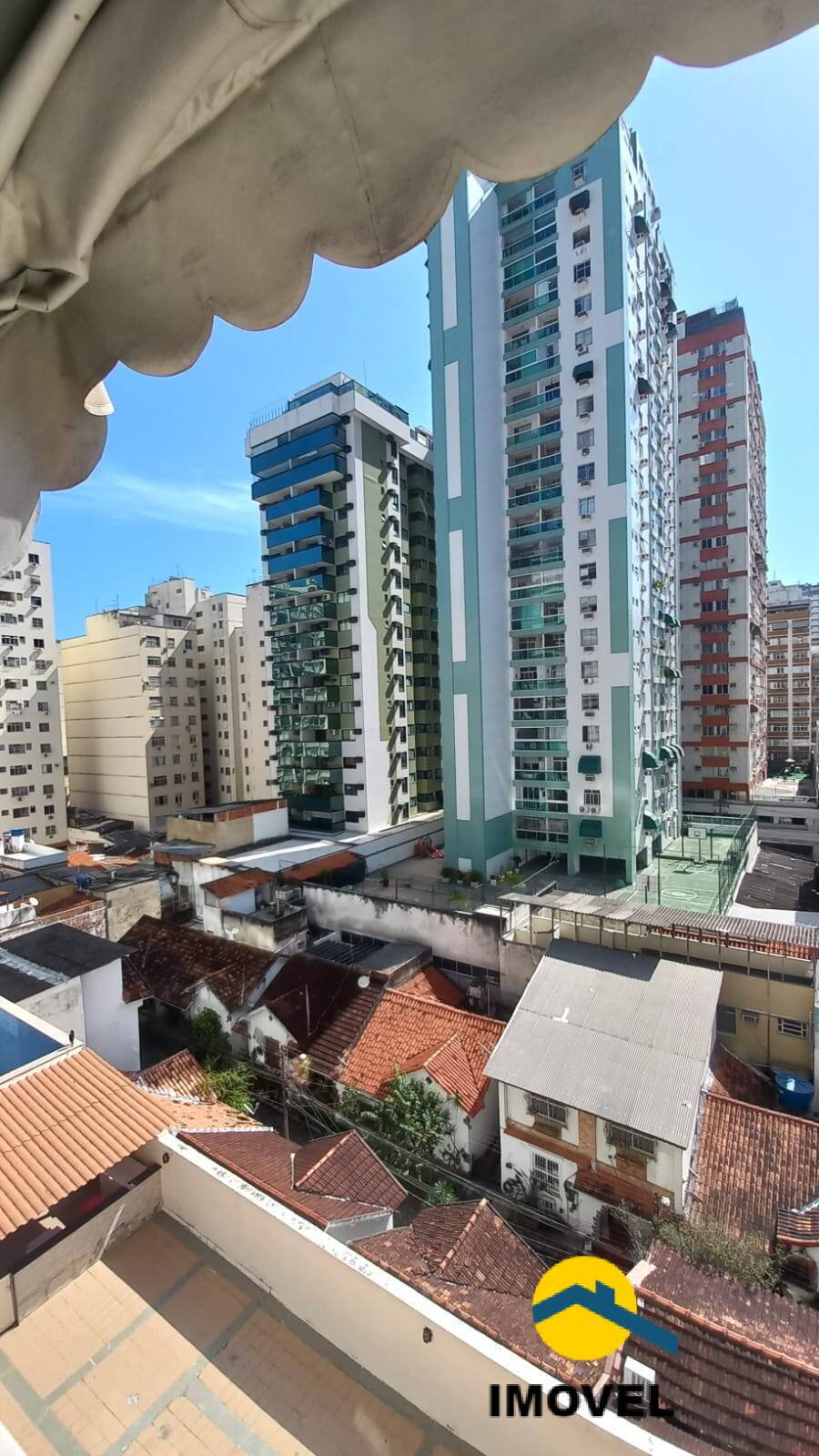 Apartamento à venda com 2 quartos, 80m² - Foto 2